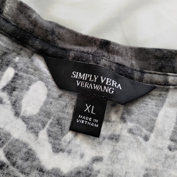 Grey Modern Tank sz XL - Picture 2 of 4